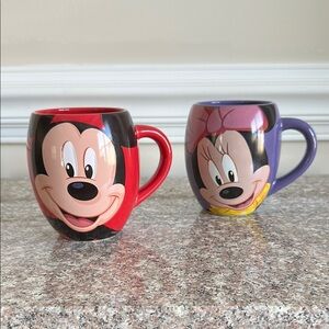 DISNEY Mickey and Minnie Mouse Pair of Mugs